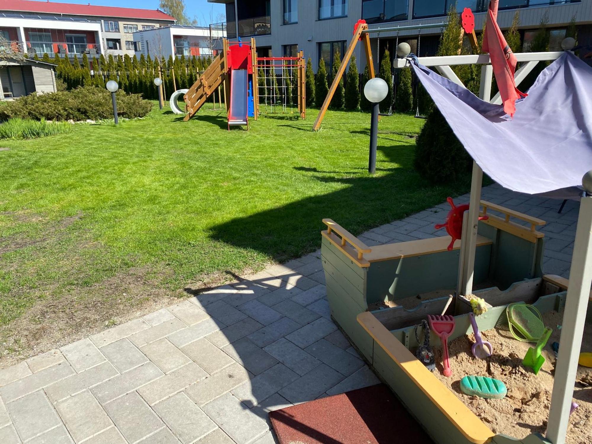 Ranna Majutus * Pärnu